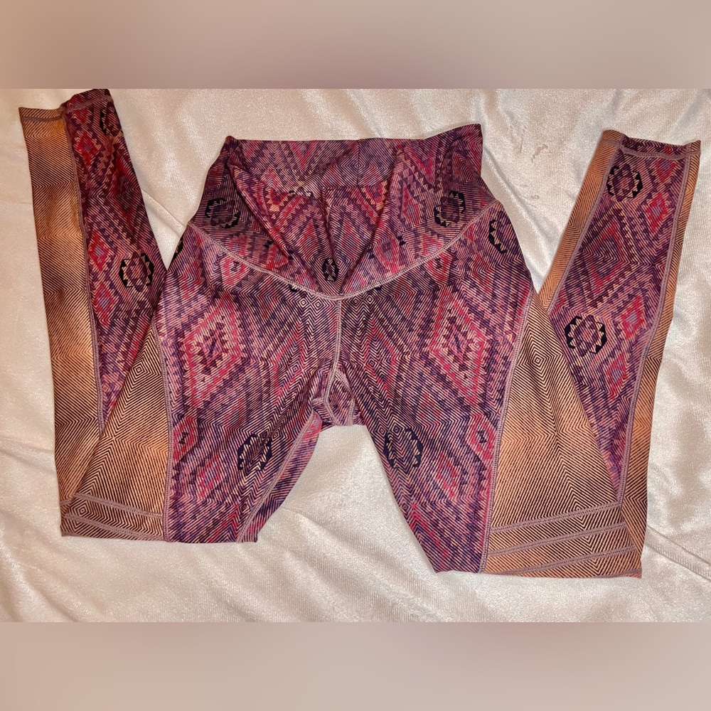 Sexy Garnet Slice Niyama Sol leggings! Rare. excellent condition. Earth tones - Picture 3 of 9